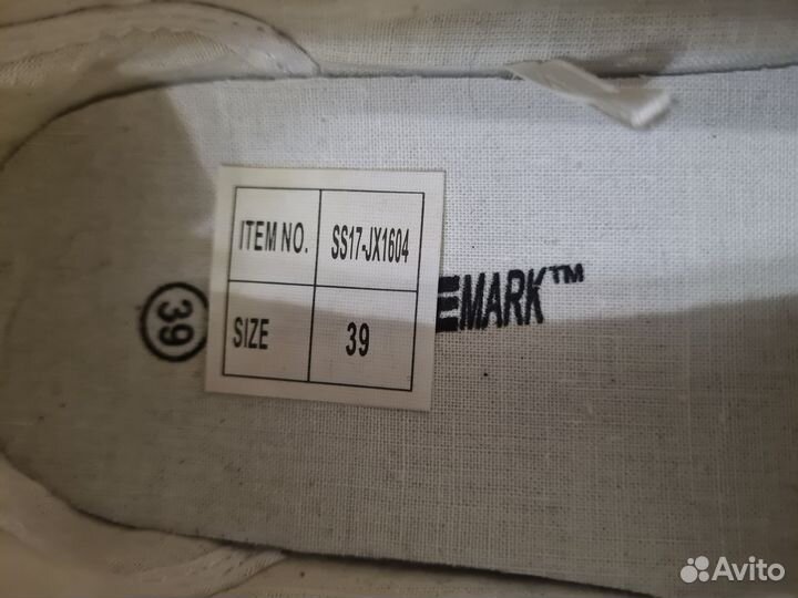 Слипоны белые женские 39 размер