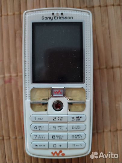 Sony Ericsson W380i