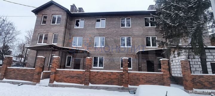 Таунхаус 95,1 м² на участке 1 сот.