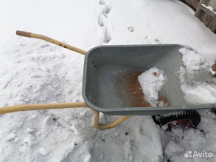 Тележка садовая