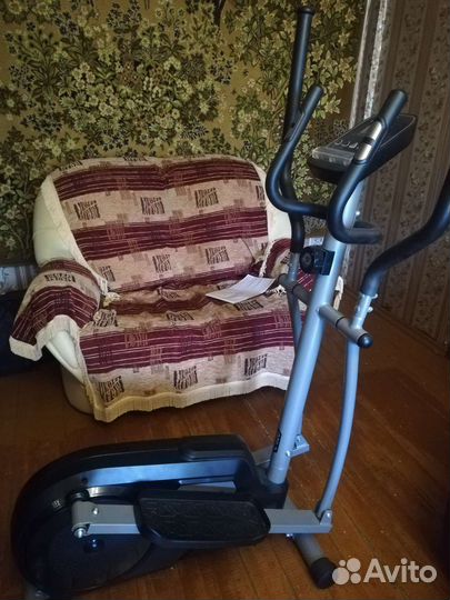 Эллиптический тренажер torneo