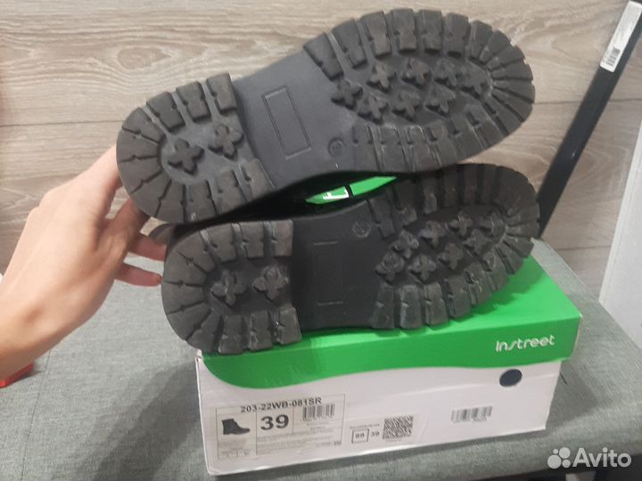 Ботинки демисезонные женские 39 для девочки