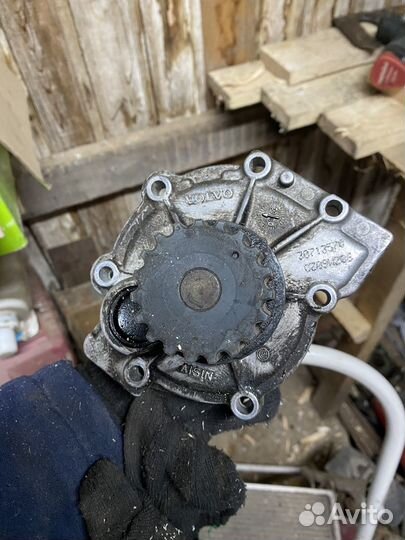 Помпа водяной насос volvo mondeo
