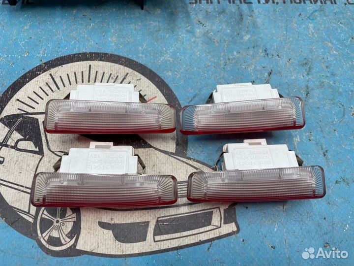 Подсветка двери Lexus Gs430 UZS190 3UZ-FE 2006