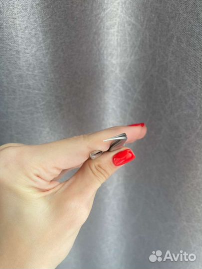 Пинцет для наращивания ресниц