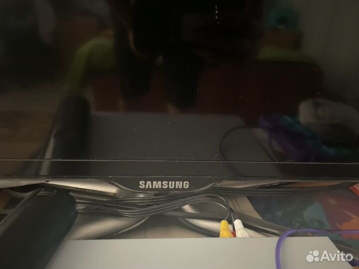 Телевизор samsung SMART tv 43 бу