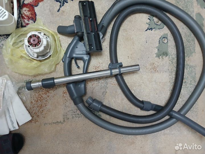 Моющий пылесос thomas