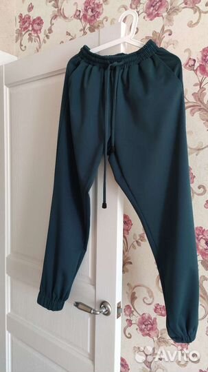 Спортивный костюм женский Leleya