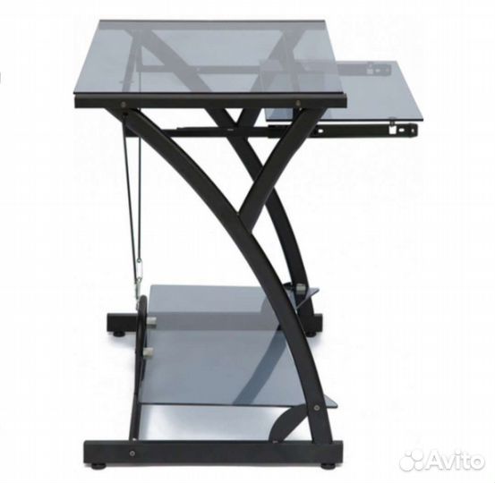 Компьютерный стол стеклянный