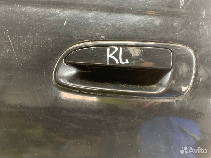 Дверь задняя левая Тойота Калдина