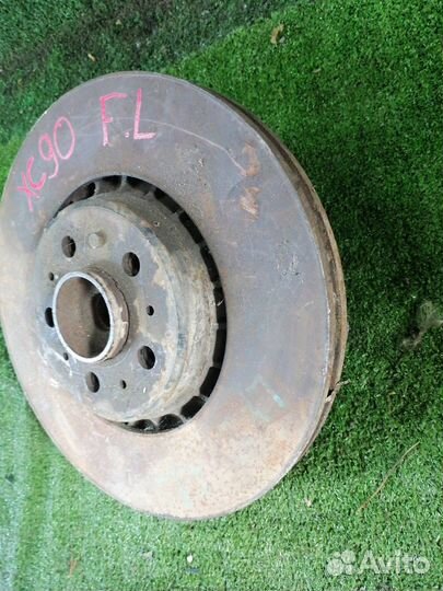 Кулак поворотный передний левый Volvo Xc90