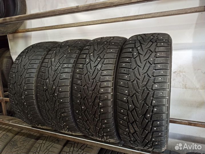 Nokian Tyres Hakkapeliitta 7 215/55 R17