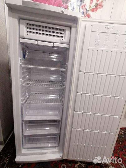 Морозильная камера indesit SFR 167 NF