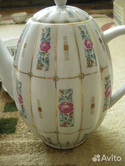 Сервиз кофейный лфз СССР Розочки в орнаменте