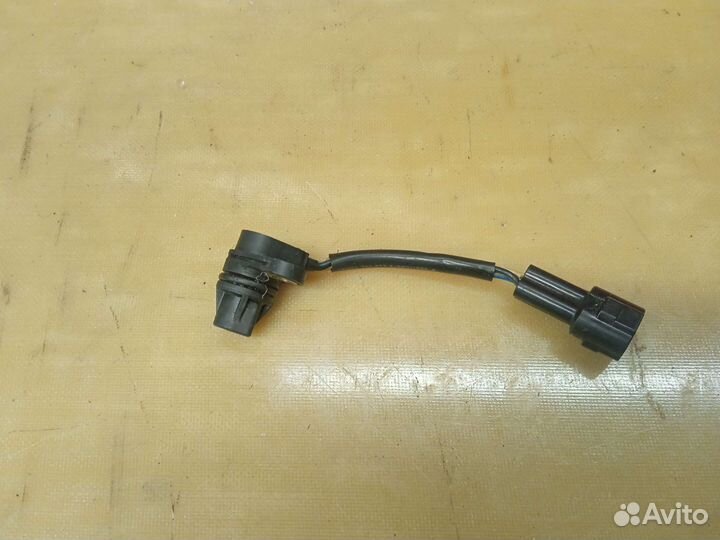 Yamaha R1 2002-2003. Датчик распредвала