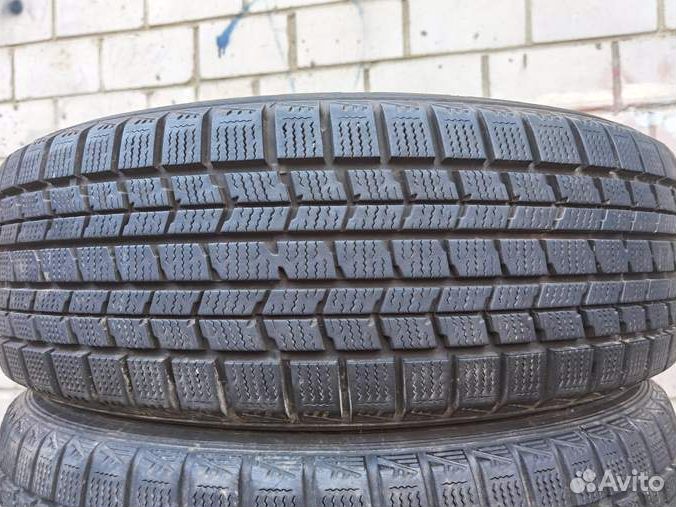 Dunlop DSX-2 215/60 R17 96H