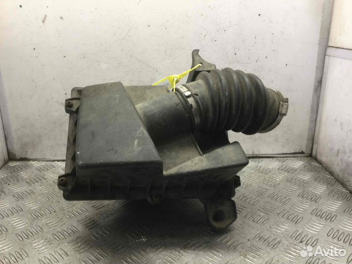 Корпус воздушного фильтра Ford C-MAX csda