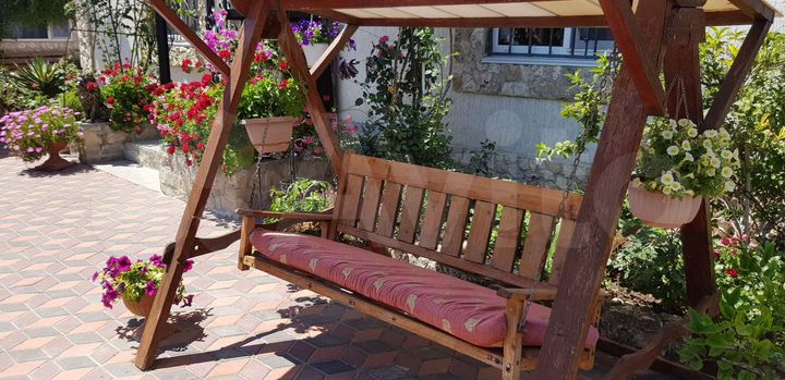 Дом 300 м² на участке 7 сот.