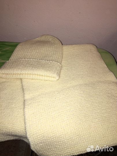 Комплект шапка и шарф ручной вязки