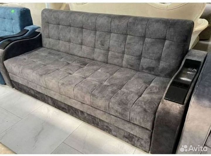 Прямой диван в наличии не б/у