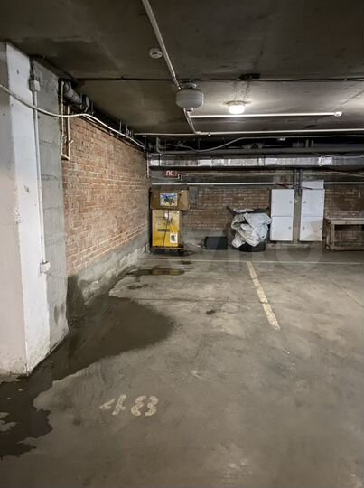 Машиноместо, 11 м²