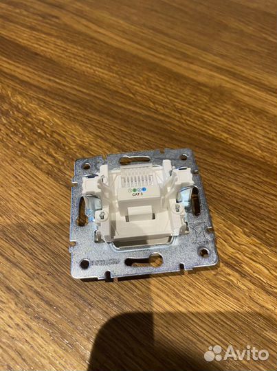 Розетка телефонная