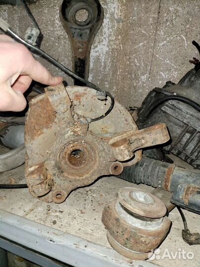 Передний кулак ступица на форд фокус 2