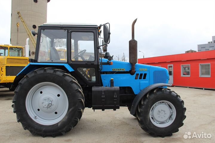 Трактор МТЗ (Беларус) 1221.2, 2017