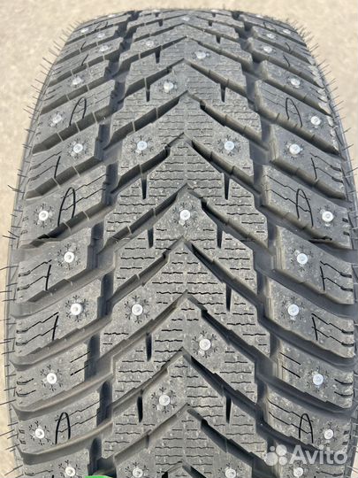 Kapsen IceMax RW516 215/50 R17 125T