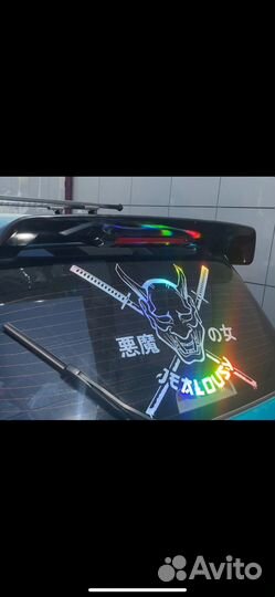 Наклейка на авто