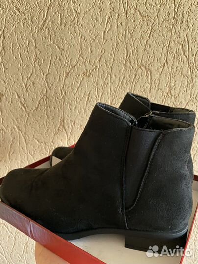 Ботинки женские