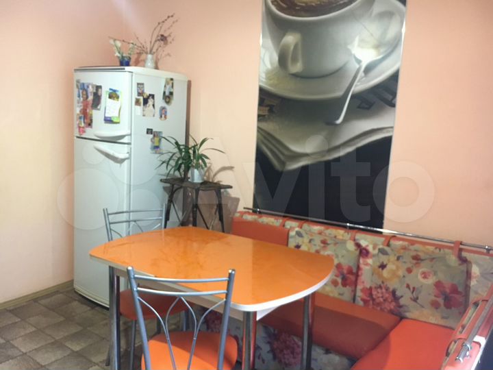 2-к. квартира, 59 м², 2/2 эт.