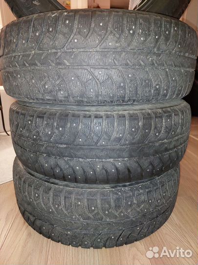 Bridgestone Ice Cruiser 7000 235/65 R18 110T