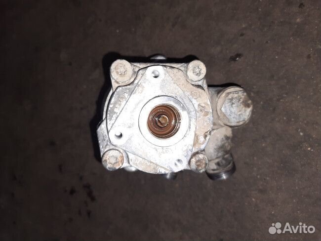 Насосик гура Daf Xf 105.460 MX340S2 2008