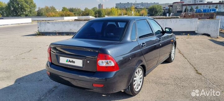 LADA Priora 1.6 МТ, 2007, 181 124 км