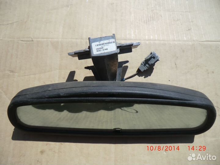 Зеркало салонное Ниссан