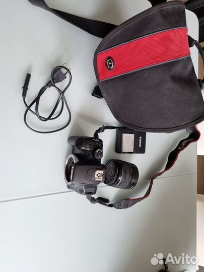 Зеркальный фотоаппарат canon ds126191