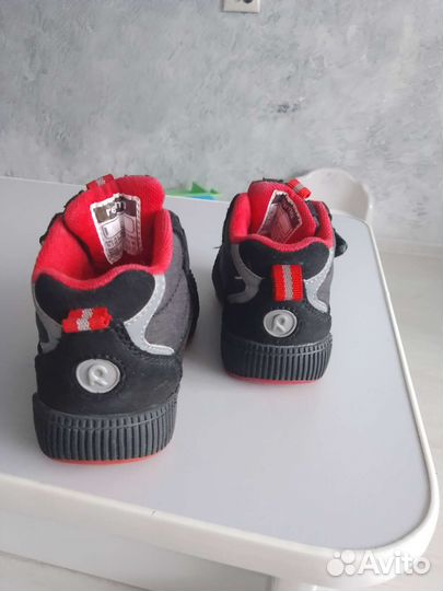 Детская обувь