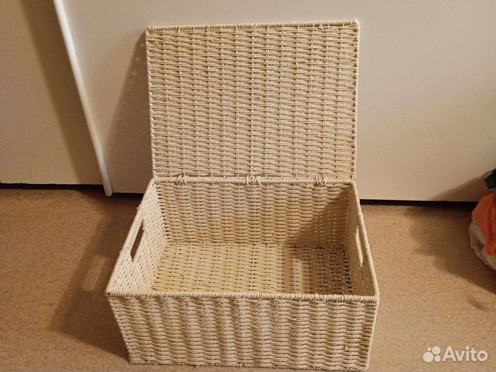 Коробка для хранения вещей