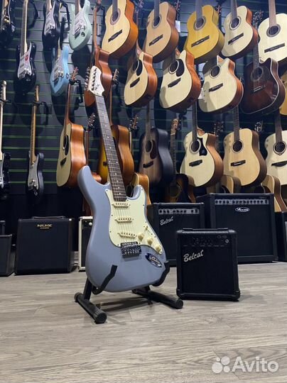 Электрогитара Fender стиль с комбиком (новое)