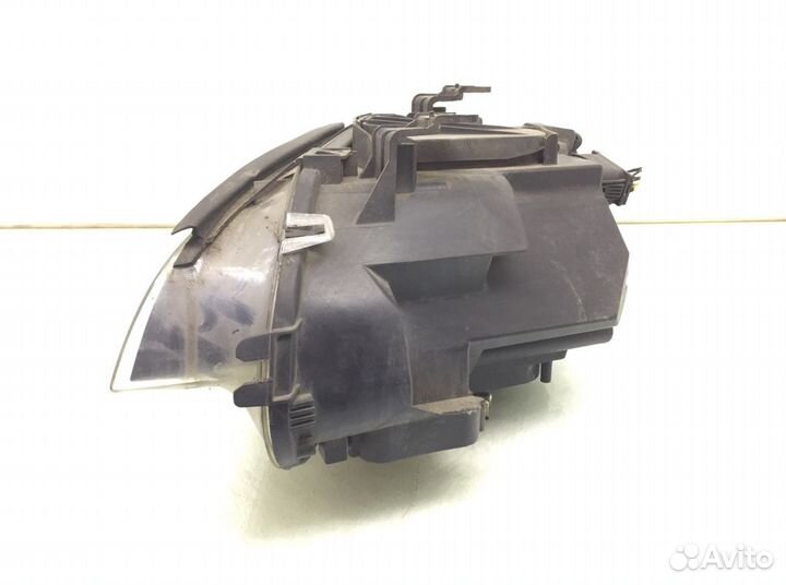 Фара правая Bmw 3 E90/E91/E92/E93 2.0 TD 2010