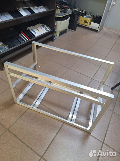 Ящик под майнинг ферму