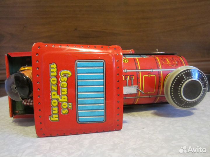 Паровоз. венгрия.жесть. из 70-х