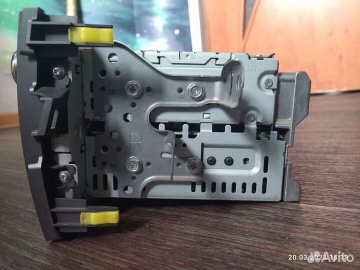 Штатная магнитола от toyota corolla 150