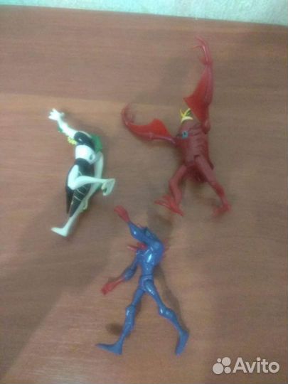 Игрушки Ben 10
