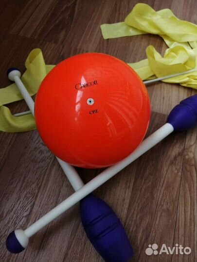 Гимнастический мяч р15 +булавы