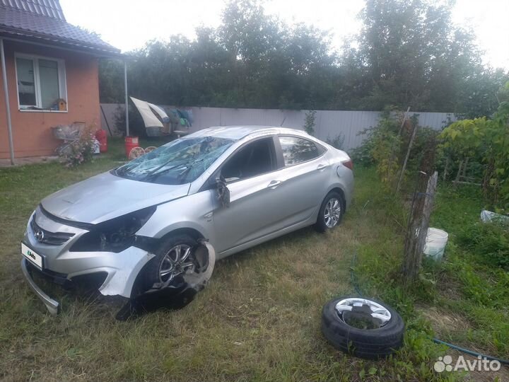 Hyundai Solaris 1.6 AT, 2016, битый, 74 700 км