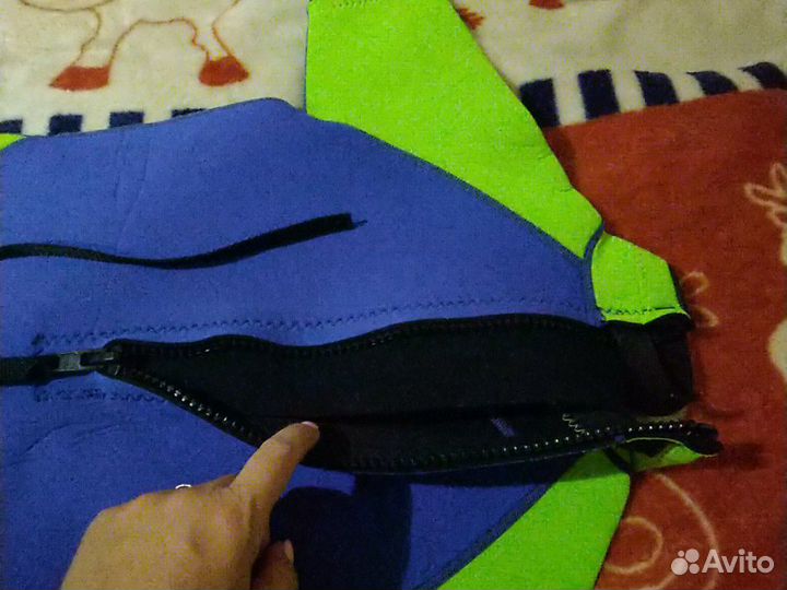 Для бассейна гидрокостюм