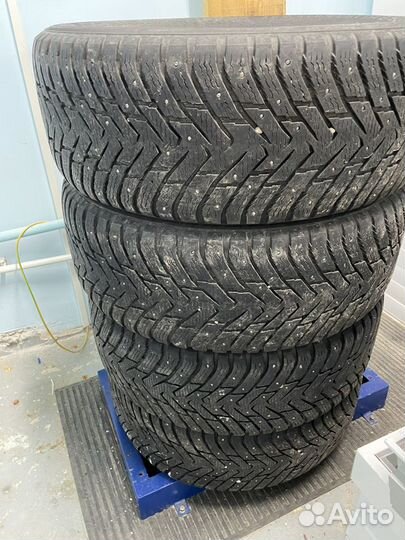 Nokian Tyres Hakkapeliitta 8 SUV 285/60 R18