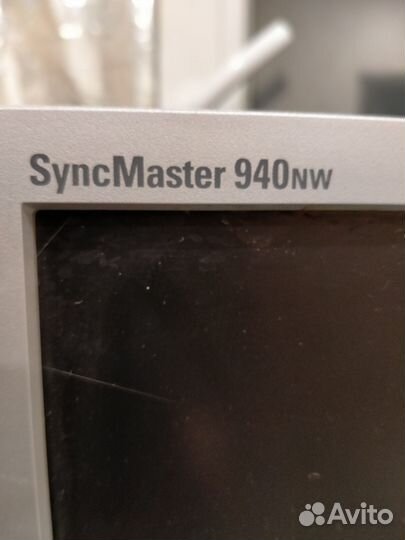 Монитор Samsung SyncMaster 940NW